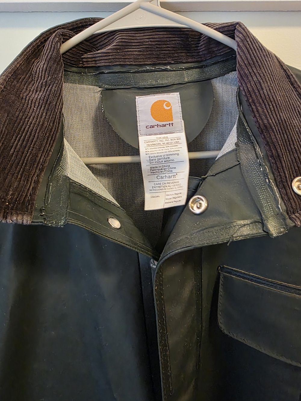 Carhartt Men's Dark Green Work Raincoat with Corduroy Collar - Picture 4 of 7